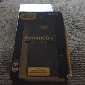Symmetry Sleek Protector Otter Box